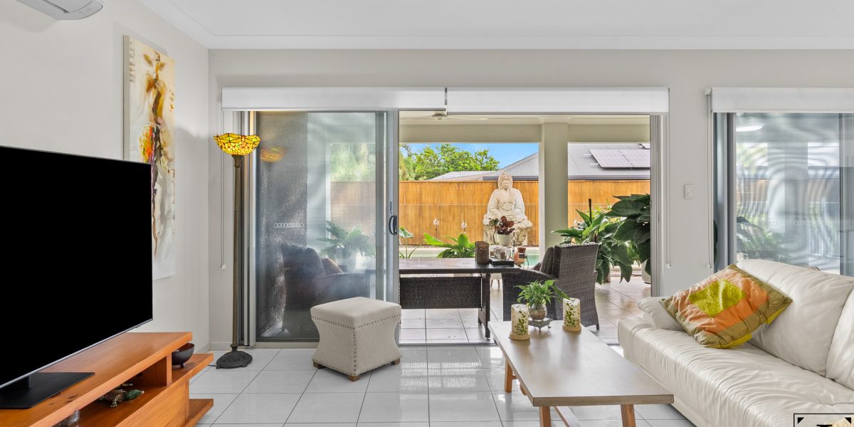 108 Roberts Drive, Trinity Beach, QLD 4879 AUS