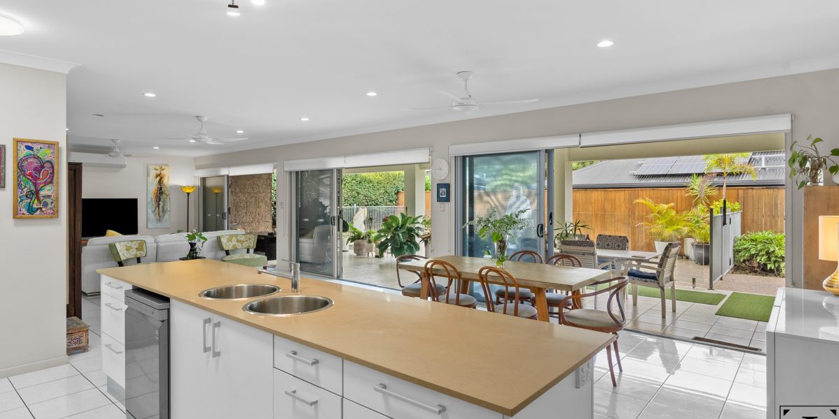 108 Roberts Drive, Trinity Beach, QLD 4879 AUS