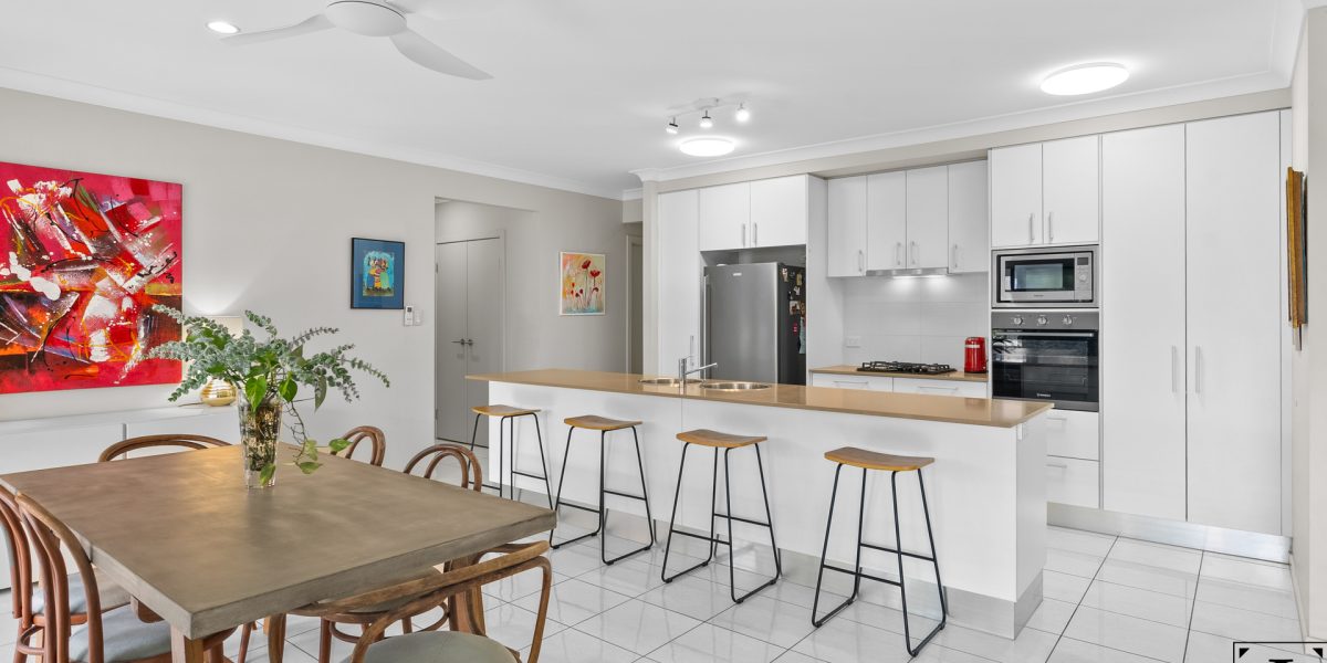 108 Roberts Drive, Trinity Beach, QLD 4879 AUS
