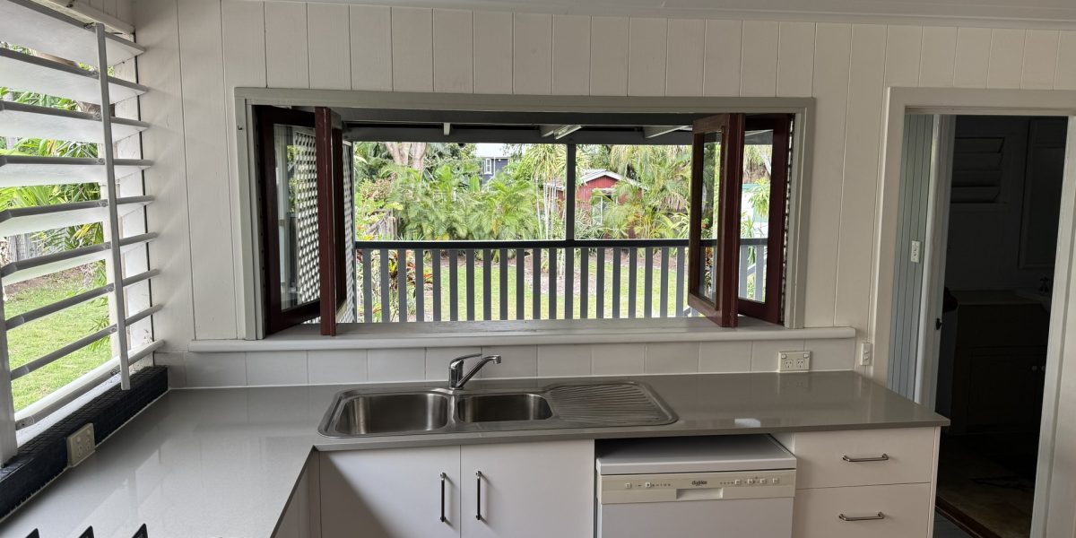 47 Grove Street, Parramatta Park, QLD 4870 AUS