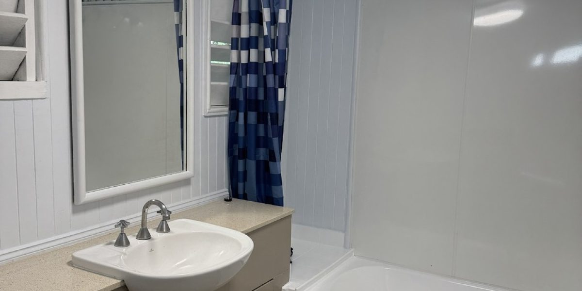47 Grove Street, Parramatta Park, QLD 4870 AUS