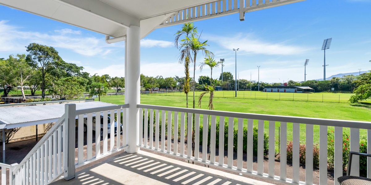 4/10-12 Joan Street, Bungalow, QLD 4870 AUS