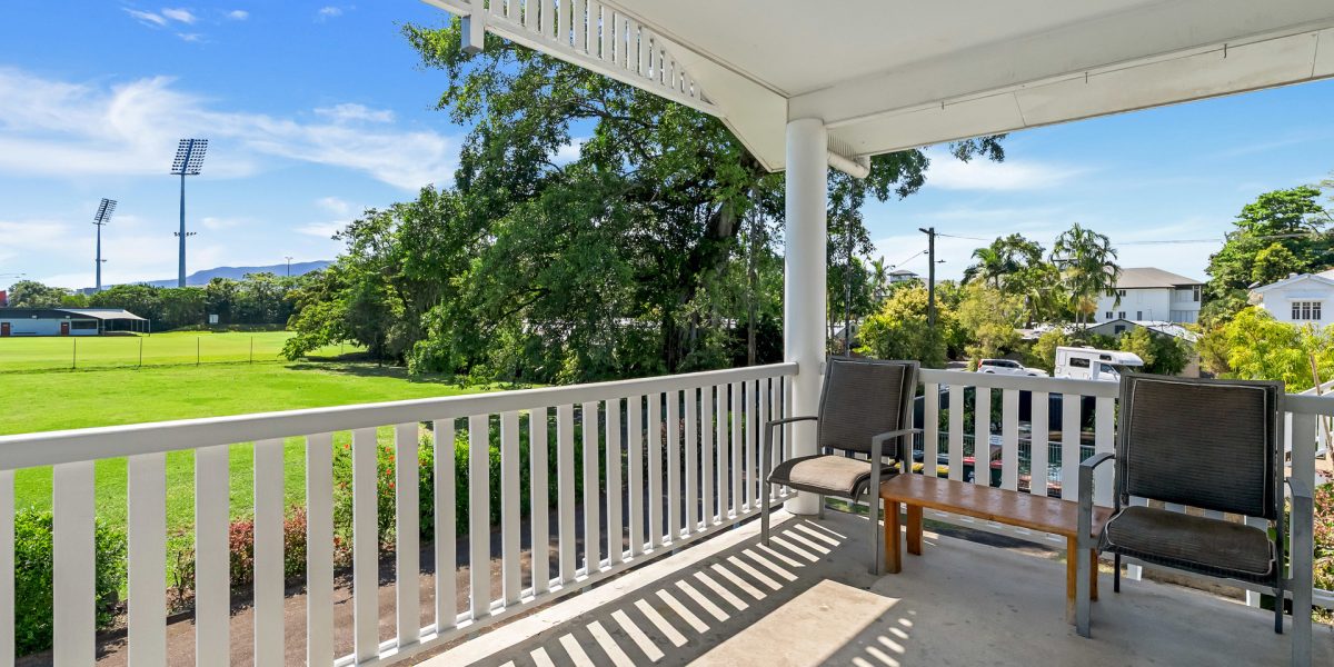 4/10-12 Joan Street, Bungalow, QLD 4870 AUS