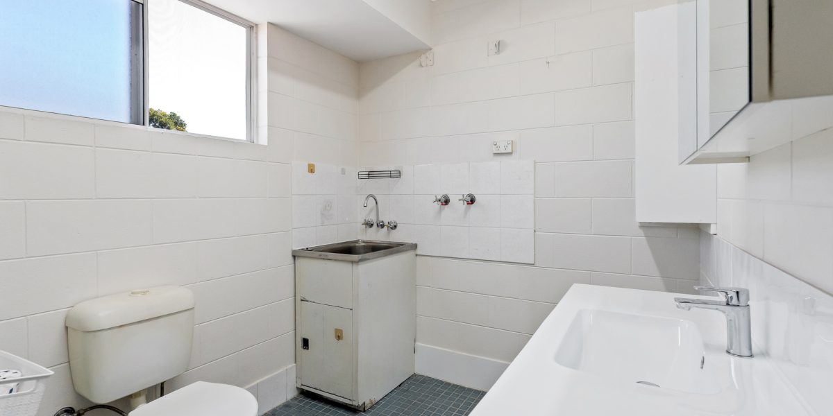 4/10-12 Joan Street, Bungalow, QLD 4870 AUS