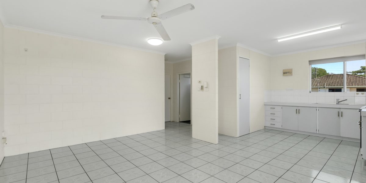 4/10-12 Joan Street, Bungalow, QLD 4870 AUS