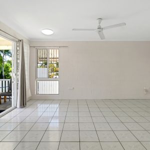 4/10-12 Joan Street, Bungalow, QLD 4870 AUS