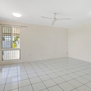4/10-12 Joan Street, Bungalow, QLD 4870 AUS