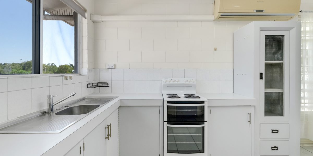 4/10-12 Joan Street, Bungalow, QLD 4870 AUS