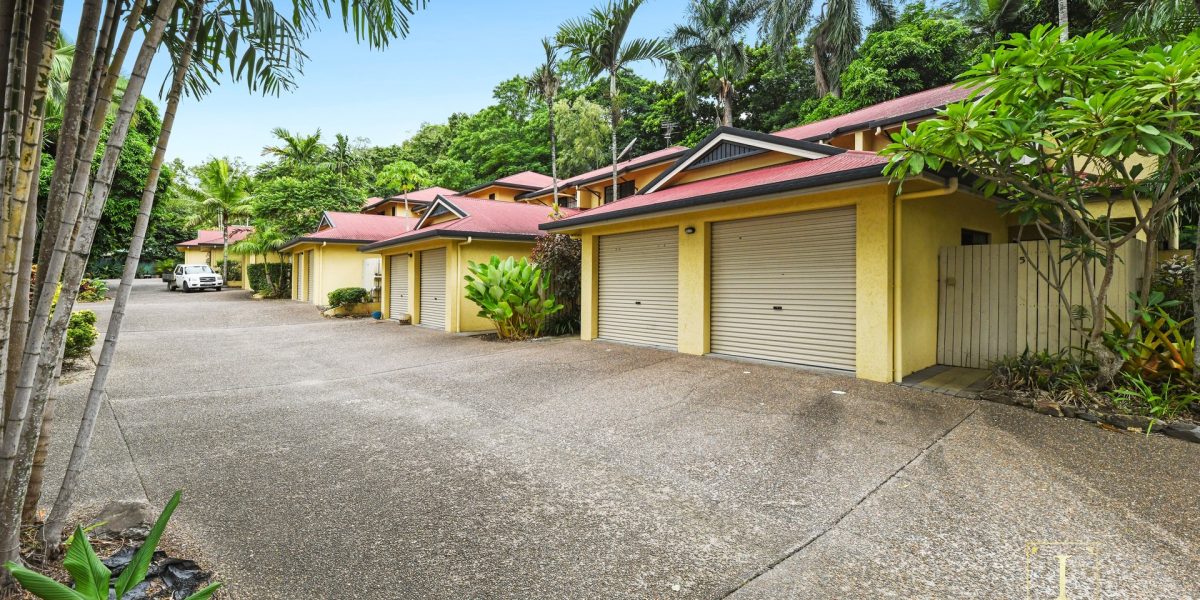 10/11-19 Stratford Parade, Stratford, QLD 4870 AUS
