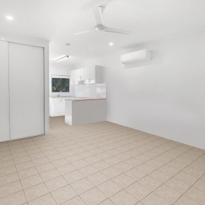18/16-20 Fairweather Street, Yorkeys Knob, QLD 4878 AUS