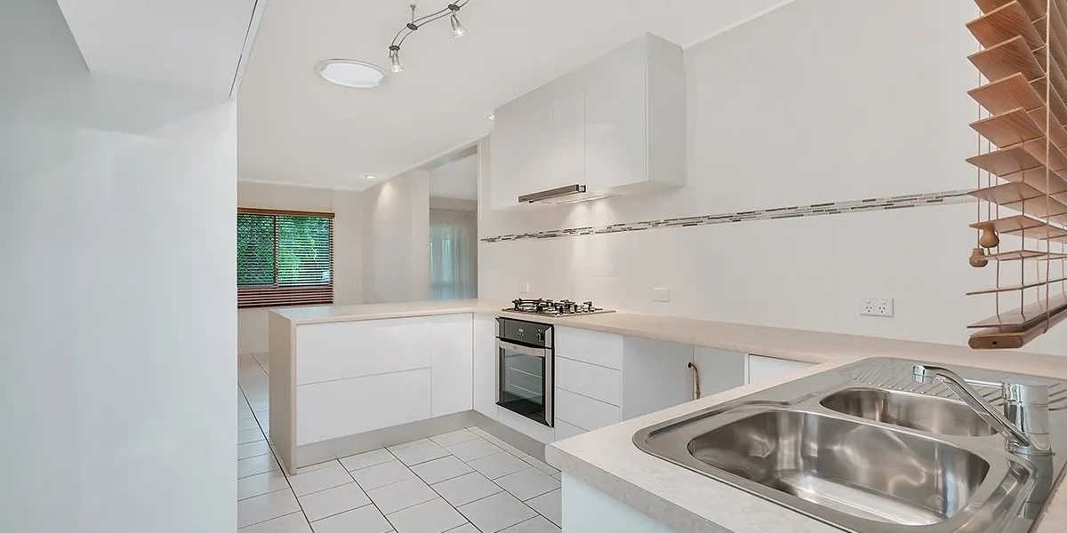 2/363 Severin Street, Parramatta Park, QLD 4870 AUS