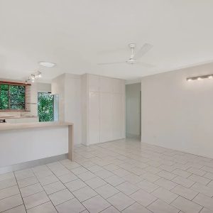 2/363 Severin Street, Parramatta Park, QLD 4870 AUS