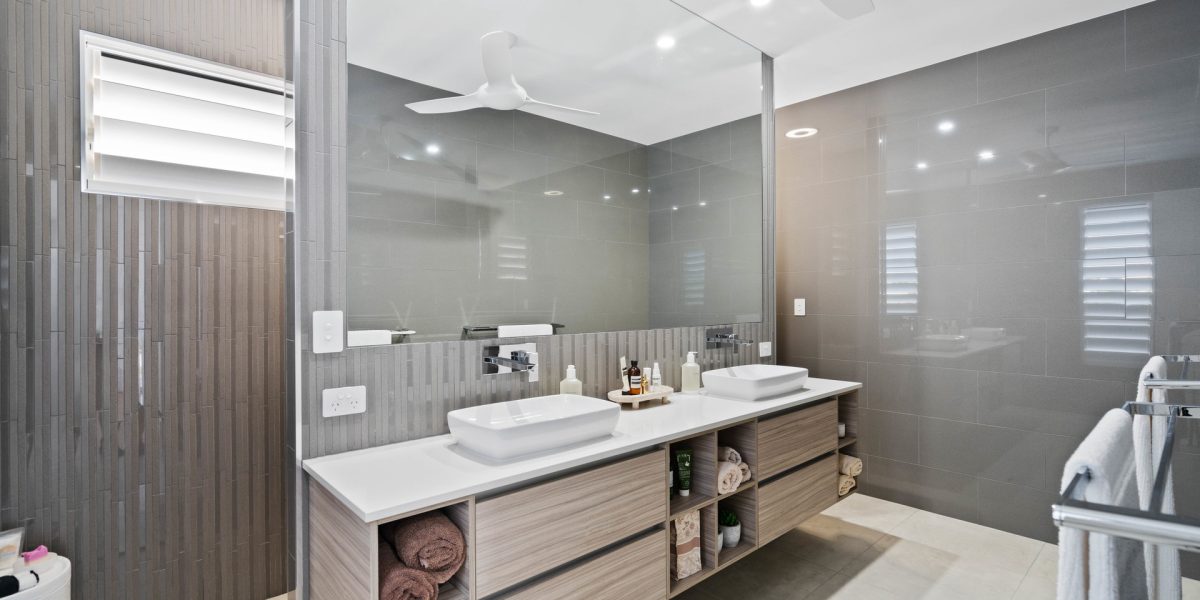 16 Blue Water Lane, Trinity Beach, QLD 4879 AUS