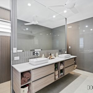 16 Blue Water Lane, Trinity Beach, QLD 4879 AUS