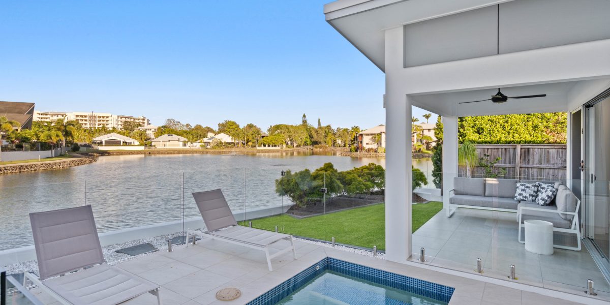 16 Blue Water Lane, Trinity Beach, QLD 4879 AUS