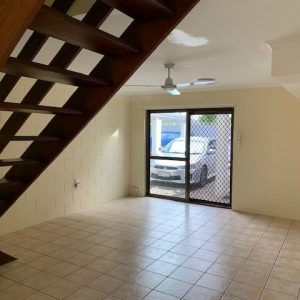 7/7 Rigg Street, Woree, QLD 4868 AUS