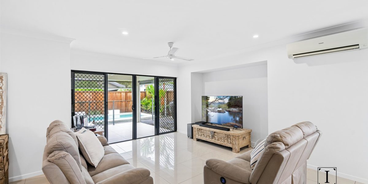 19 Quarterdeck Street, Trinity Beach, QLD 4879 AUS