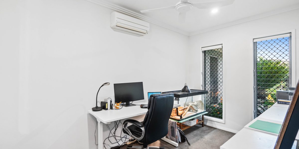 6 Bushlark Place, Smithfield, QLD 4878 AUS