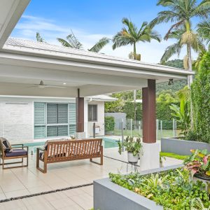 6 Bushlark Place, Smithfield, QLD 4878 AUS