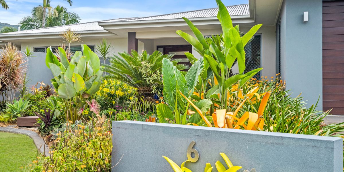 6 Bushlark Place, Smithfield, QLD 4878 AUS