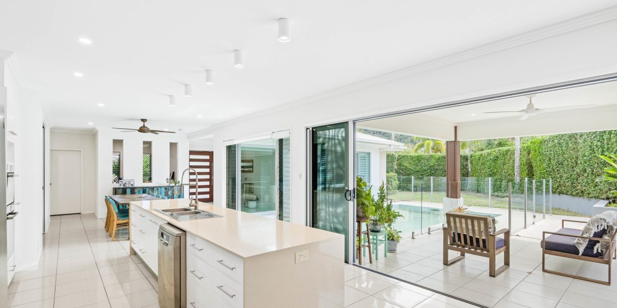 6 Bushlark Place, Smithfield, QLD 4878 AUS