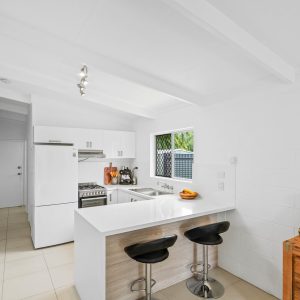 2/18 Jacaranda Street, Holloways Beach, QLD 4878 AUS