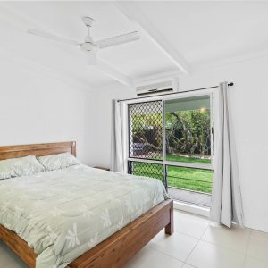 2/18 Jacaranda Street, Holloways Beach, QLD 4878 AUS