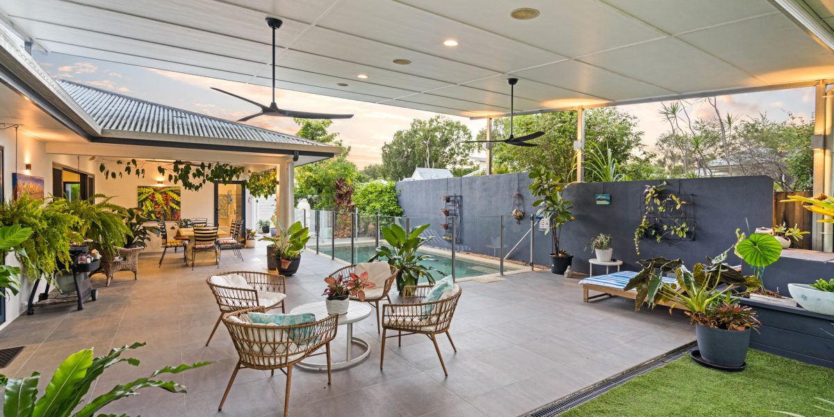 3 Saunders Court, Clifton Beach, QLD 4879 AUS