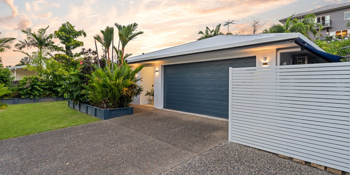 3 Saunders Court, Clifton Beach, QLD 4879 AUS