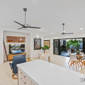 3 Saunders Court, Clifton Beach, QLD 4879 AUS