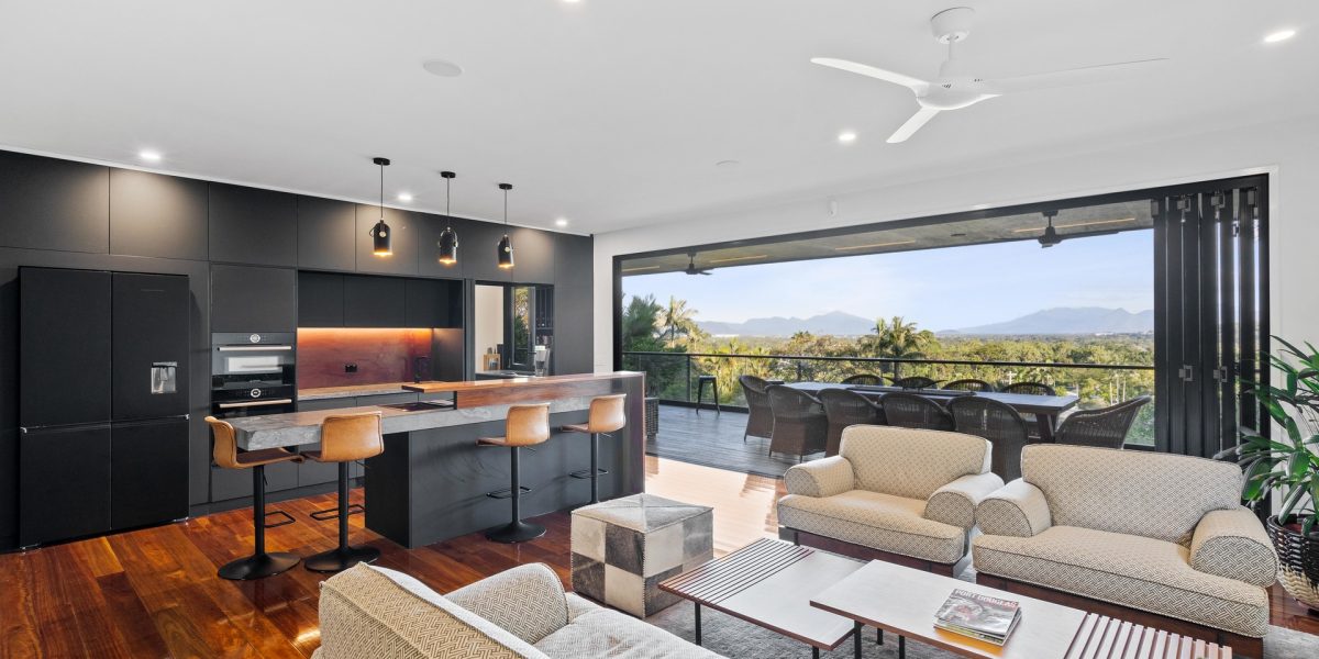 116 Nolan Street, Whitfield, QLD 4870 AUS