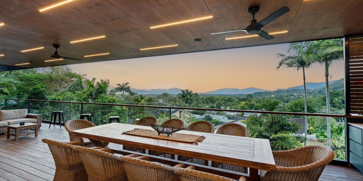 116 Nolan Street, Whitfield, QLD 4870 AUS