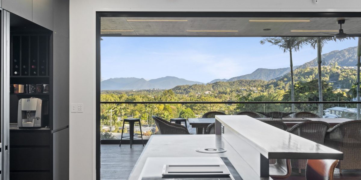 116 Nolan Street, Whitfield, QLD 4870 AUS