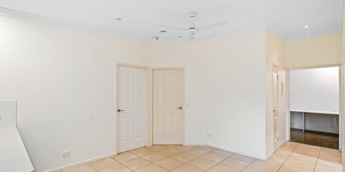 560 Intake Road, Redlynch, QLD 4870 AUS