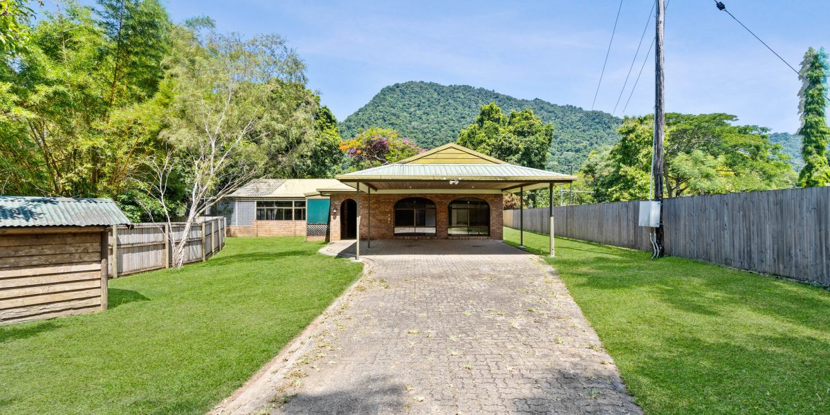 560 Intake Road, Redlynch, QLD 4870 AUS