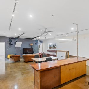 560 Intake Road, Redlynch, QLD 4870 AUS