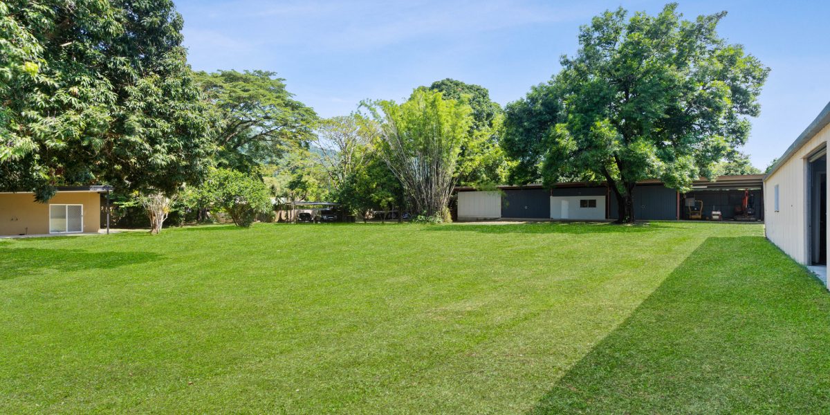 560 Intake Road, Redlynch, QLD 4870 AUS