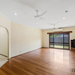 560 Intake Road, Redlynch, QLD 4870 AUS