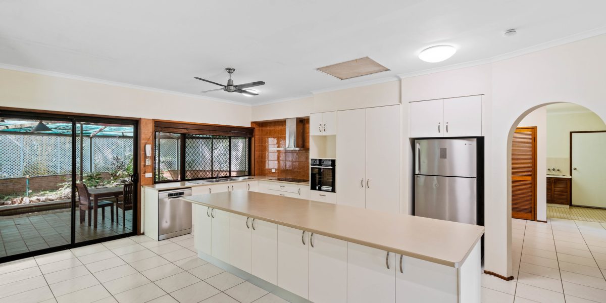 560 Intake Road, Redlynch, QLD 4870 AUS