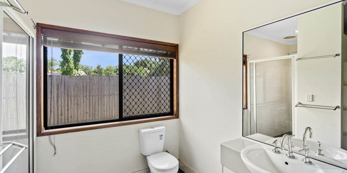 560 Intake Road, Redlynch, QLD 4870 AUS