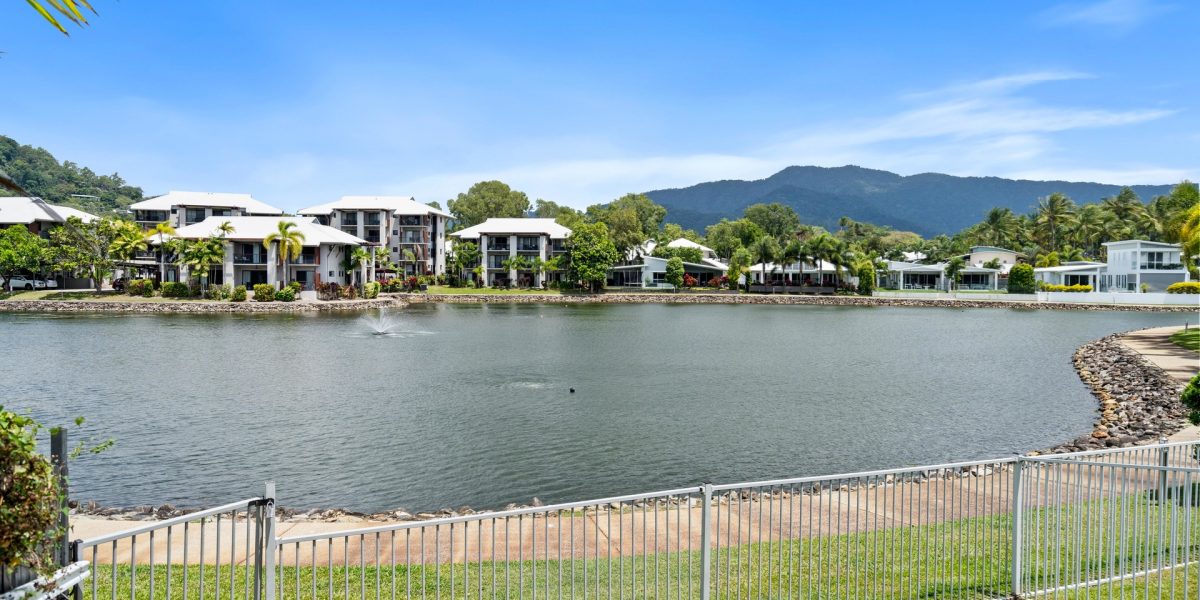 5 Lagoon Drive, Trinity Beach, QLD 4879 AUS
