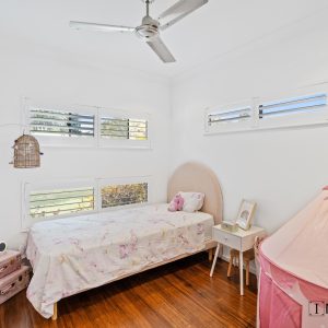 5 Lagoon Drive, Trinity Beach, QLD 4879 AUS