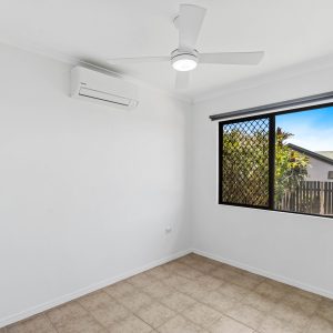 2/12 Araminta Street, Bentley Park, QLD 4869 AUS