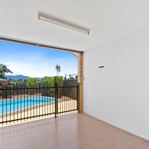 2/12 Araminta Street, Bentley Park, QLD 4869 AUS