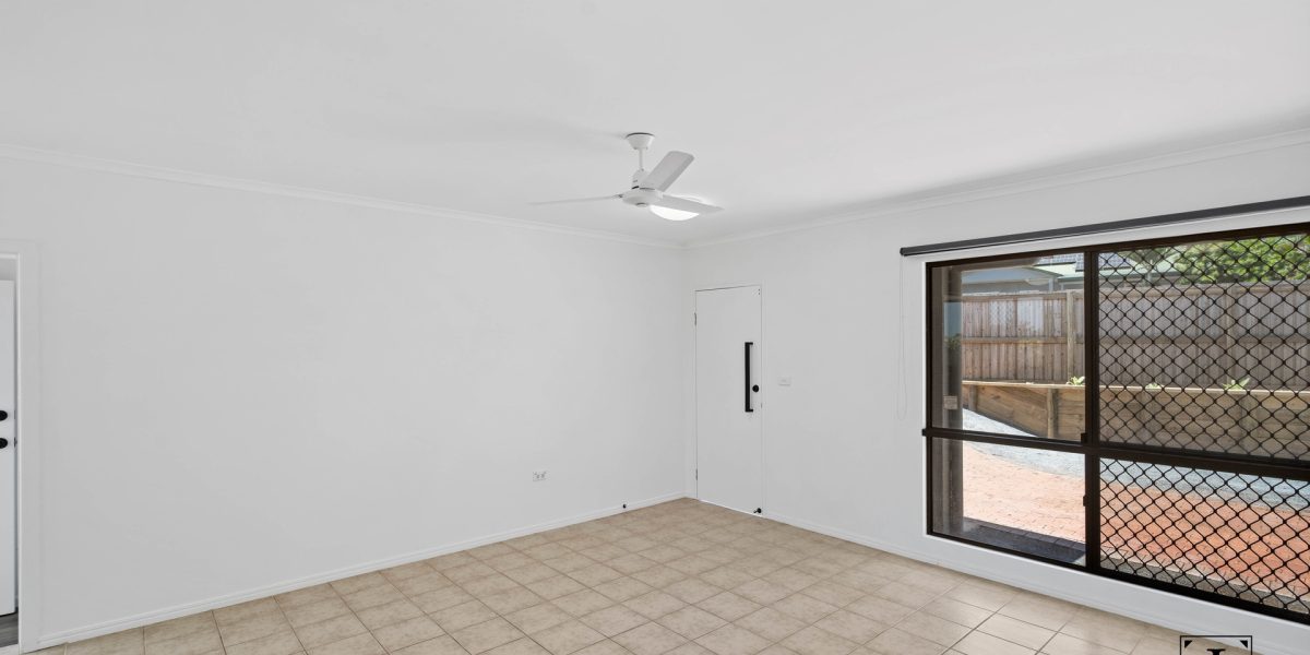 2/12 Araminta Street, Bentley Park, QLD 4869 AUS