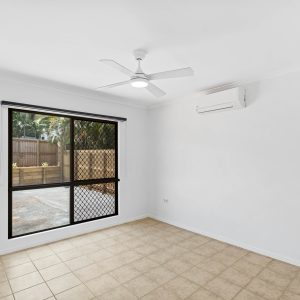 2/12 Araminta Street, Bentley Park, QLD 4869 AUS