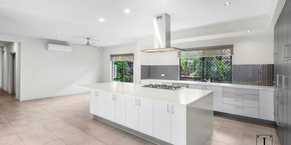 28 Iridescent Drive, Trinity Park, QLD 4879 AUS