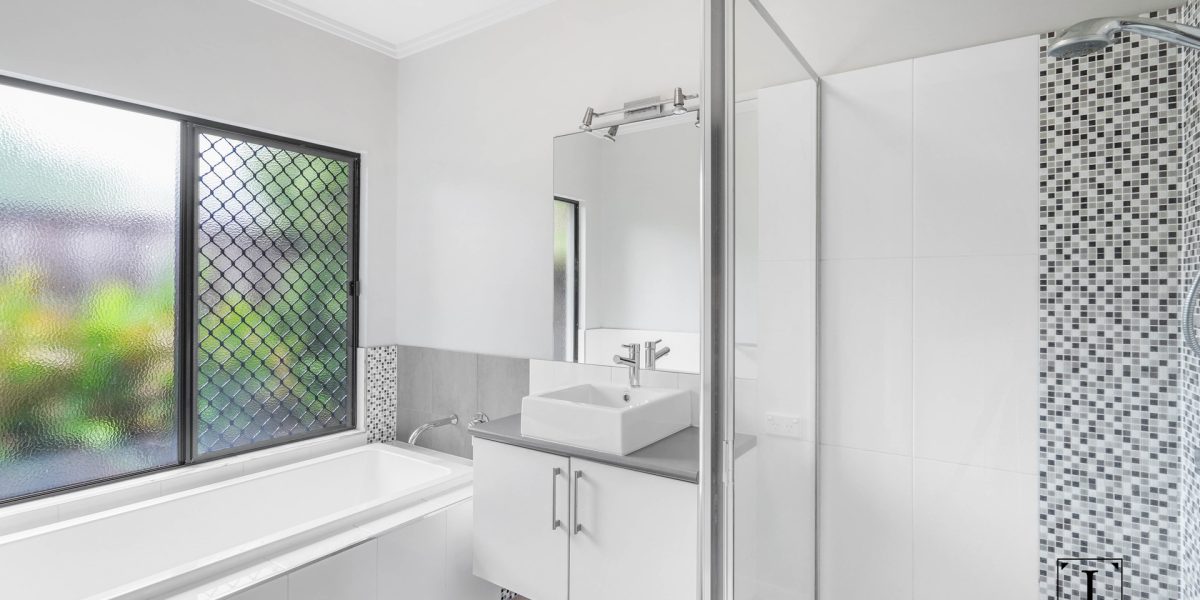 28 Iridescent Drive, Trinity Park, QLD 4879 AUS