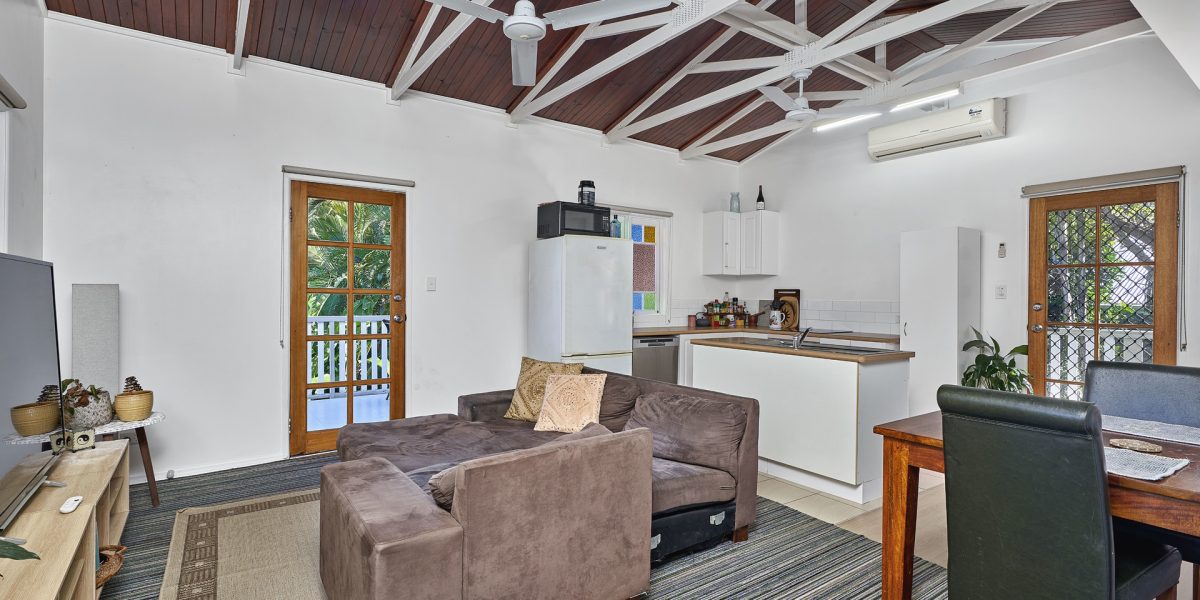 138B Greenslopes Street, Edge Hill, QLD 4870 AUS