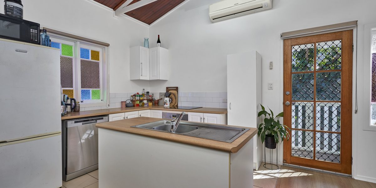 138B Greenslopes Street, Edge Hill, QLD 4870 AUS